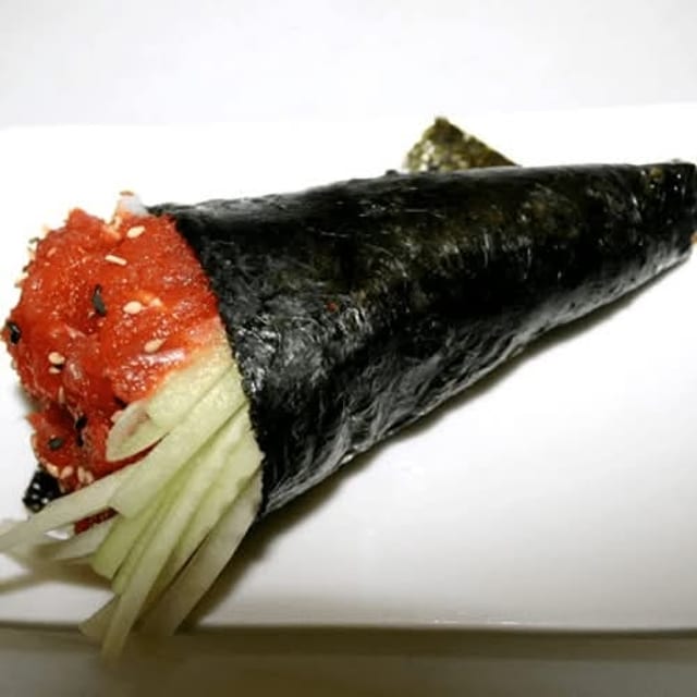 Tuna Handroll.